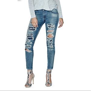 GUESS | Power Curvy Denim